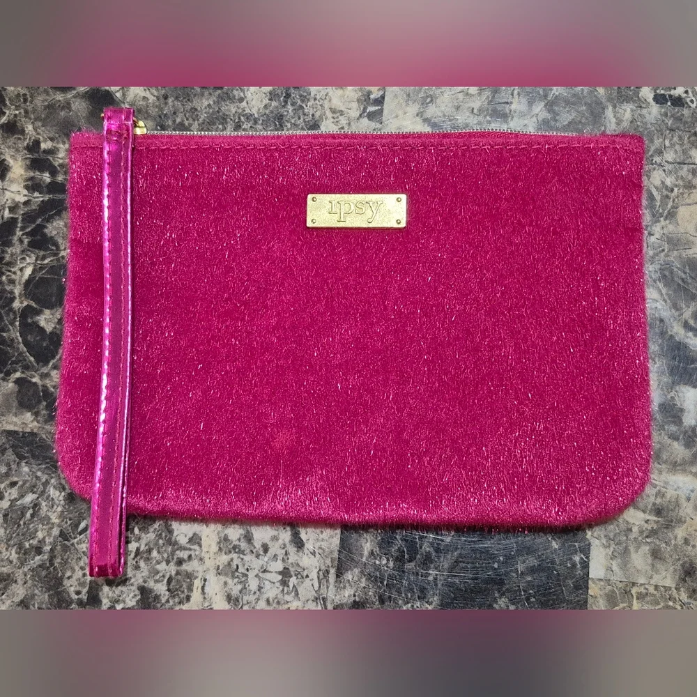 Ipsy Glam Bag December 2016 Carpe P.M. Pink Fuzzy Cosmetic Makeup Bag